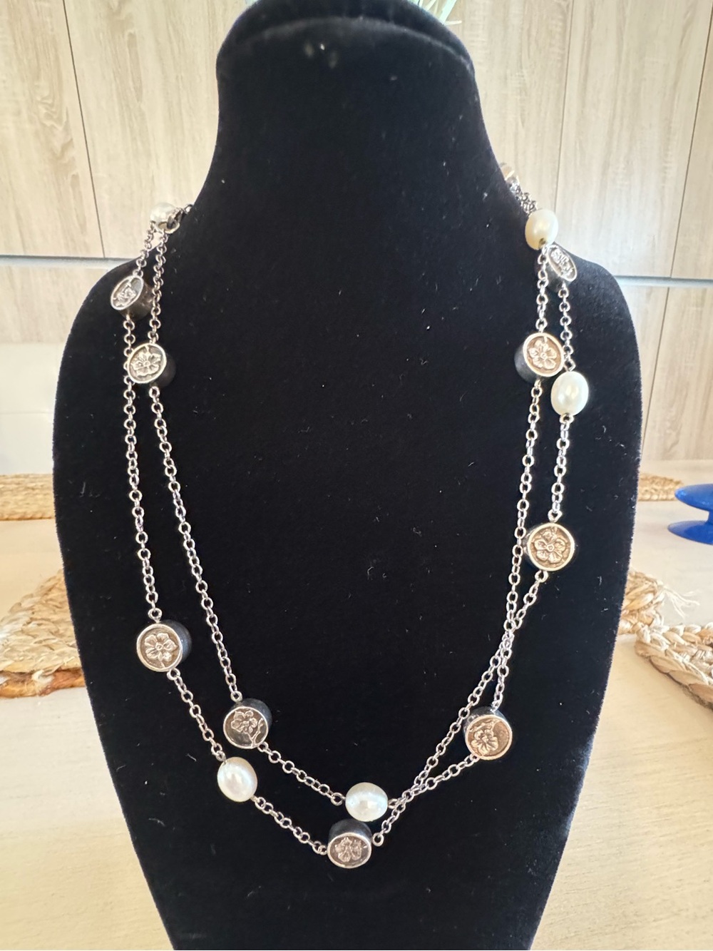 VINTAGE Nature Rose Style Silver Necklace